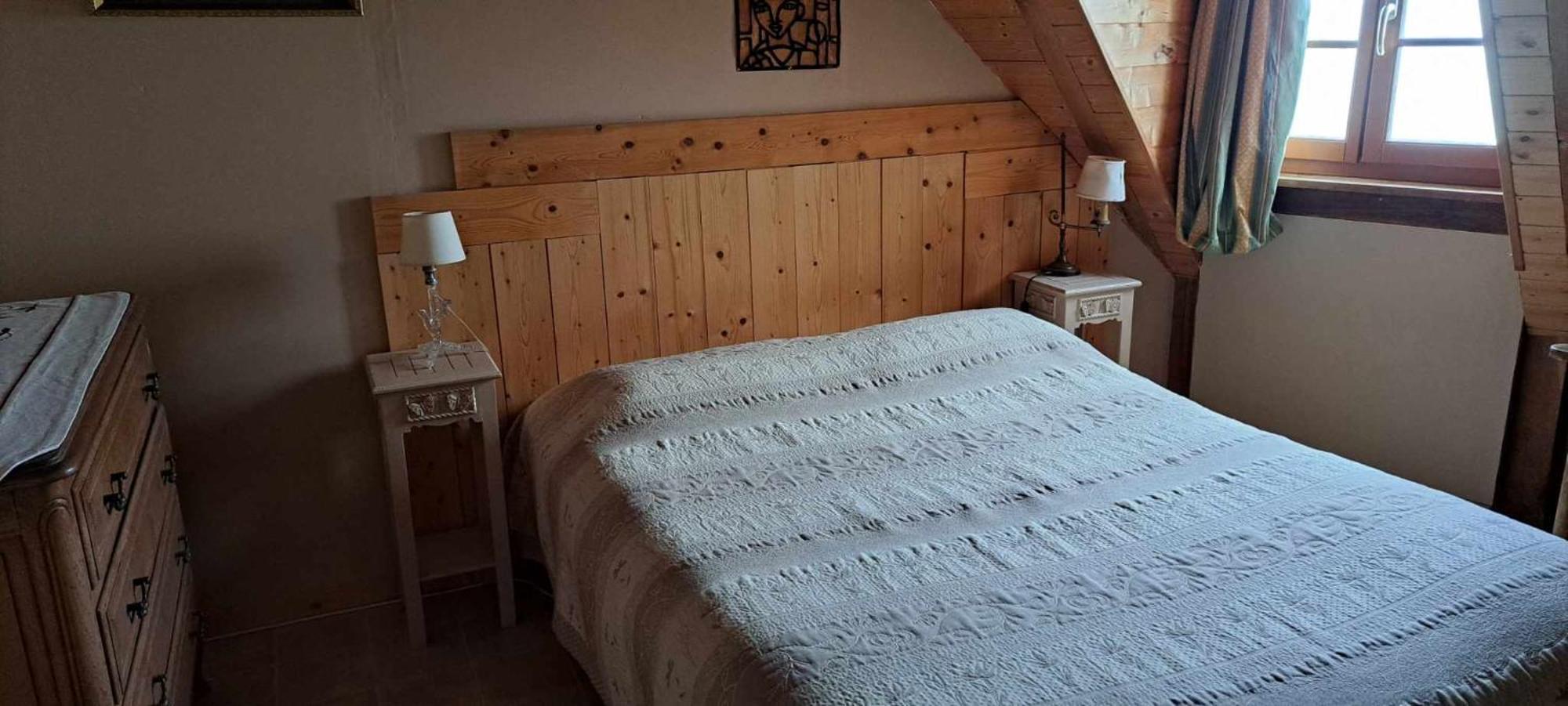 Location A Coucy Le Chateau Exteriör bild